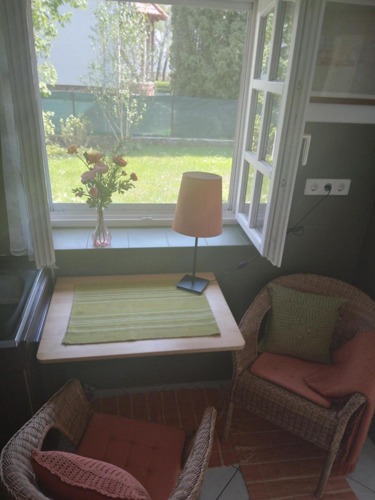 Siraly Haz Apartment Revfulop Room photo