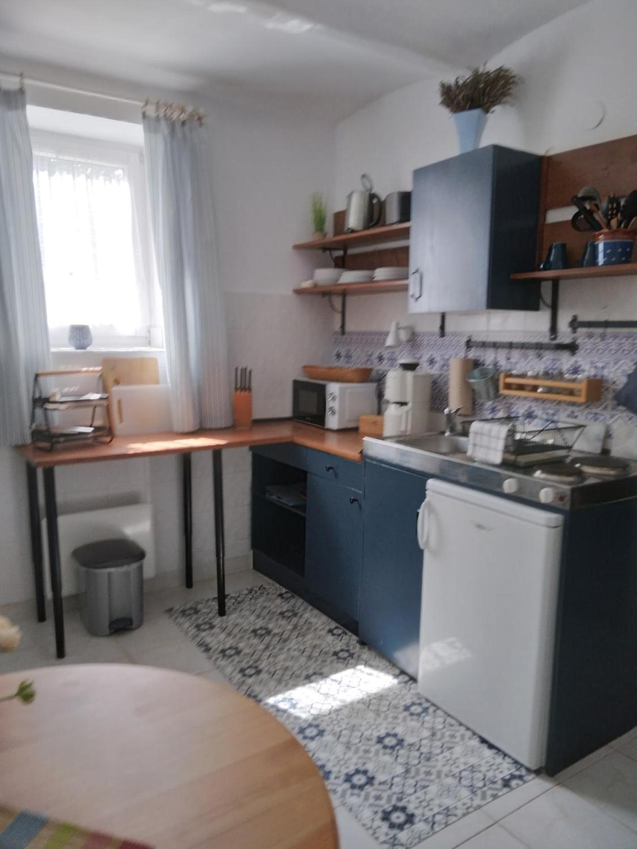 Siraly Haz Apartment Revfulop Room photo